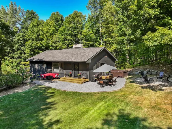 7676 Bennett Rd, Williamsburg, MI 49690