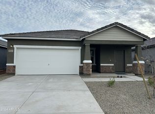1937 E Driftwood Dr, San Tan Valley, AZ 85140
