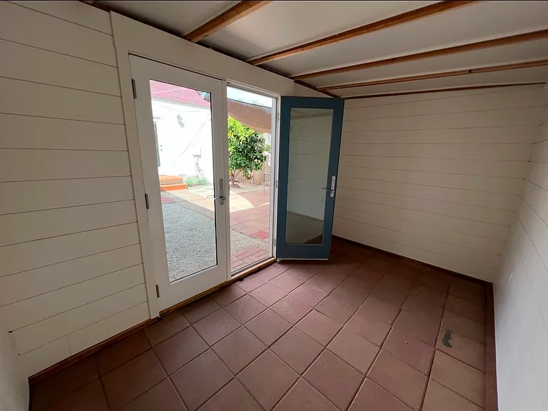 1309 San Andres St #B — Photo 18