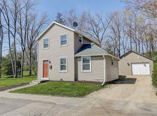 405 Parr St, Lodi, WI 53555