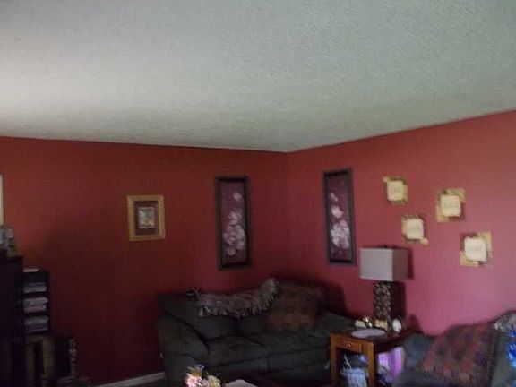 5th image of 103 N Harmony St