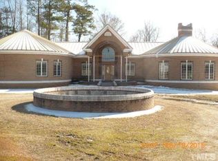 202 Homestead Ln, Smithfield, NC 27577