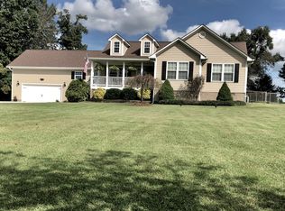 802 Glass Rd, La Fayette, GA 30728