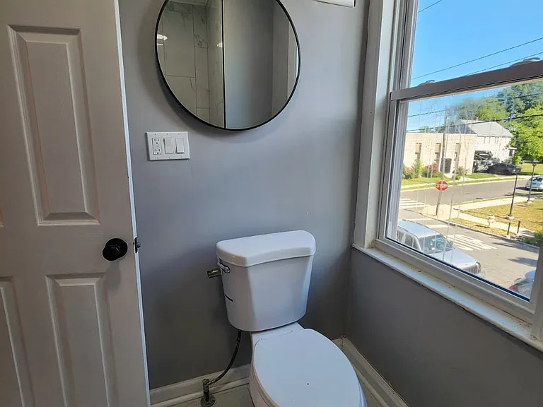 48 Daisy St #22 — Photo 14