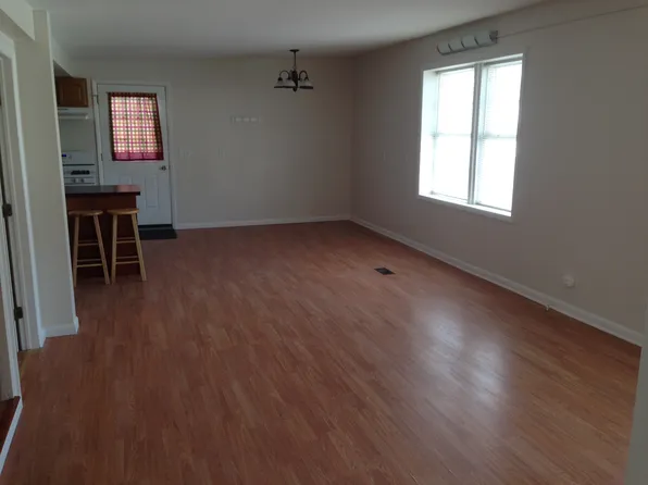 360 W Union St #201, Newark, NY 14513