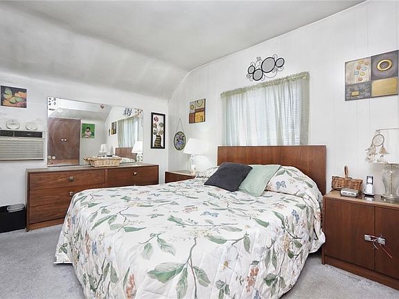 3rd image of 9306 Foster Ave