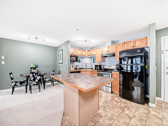 3rd image of 5340 199th St NW #205