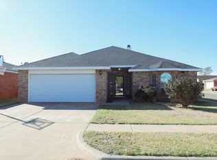 7502 Paris Ave, Lubbock, TX 79423