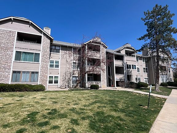 Rear south side entry