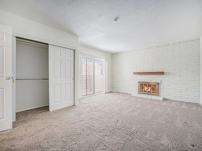 9626 E Kansas Cir #18 — Photo 11