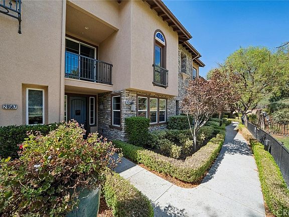 2nd image of 28565 Herrera St #100