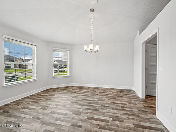 4th image of 8173 HELMSLEY Boulevard