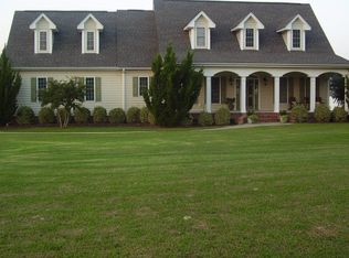1108 Duck Pond Rd, Nashville, NC 27856