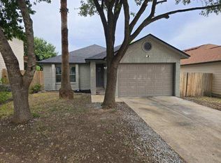 7822 Winterstone Dr, San Antonio, TX 78254