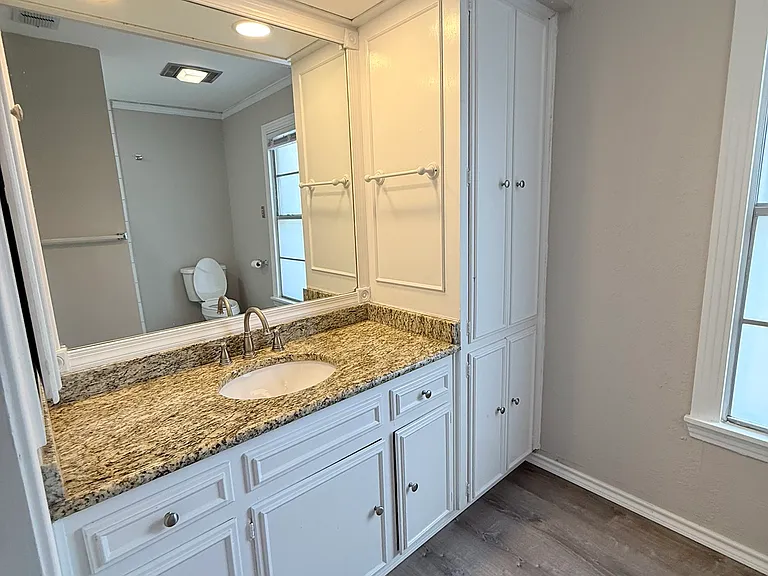 3529 Plymouth Ave — Photo 19