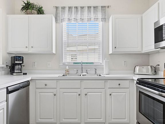 5th image of 6015 Catalina Dr. #834