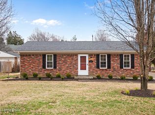 373 Circle Dr, Shepherdsville, KY 40165