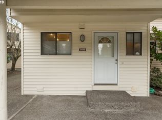 12068 N Jantzen Beach Ave, Portland, OR 97217