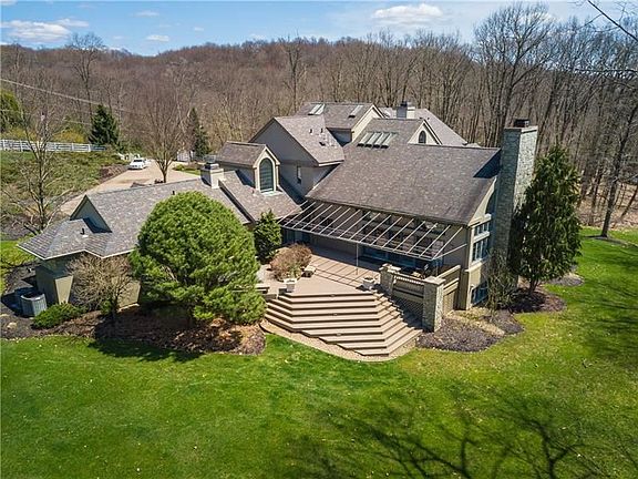 4th image of 310 Mingo Rd