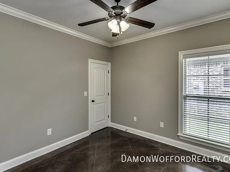 114 Lennox Pl — Photo 22
