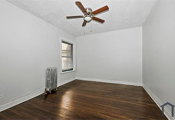 4th image of 11010 S Vernon Ave APT 3S