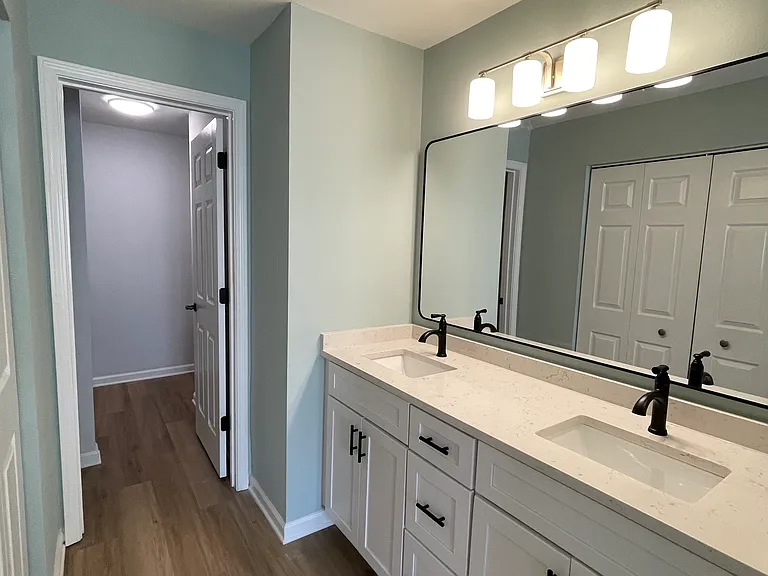 8B Old South Ct — Photo 12