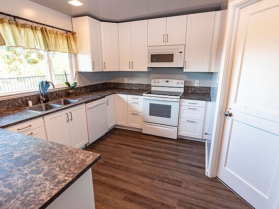 4th image of 15865 E Alta Vista Way
