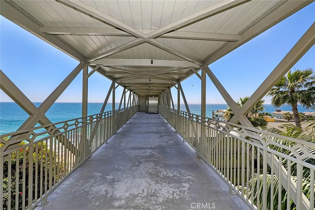 2 bed, 1298 sqft, $8,500 — Photo 4