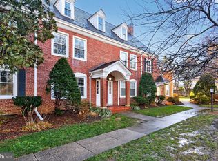 4426 36th St S APT B2, Arlington, VA