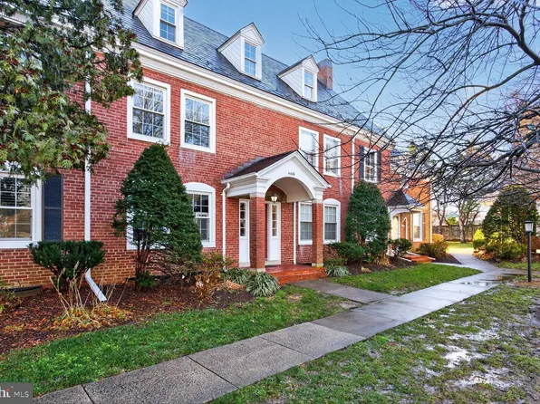 4426 36th St S APT B2, Arlington, VA 22206