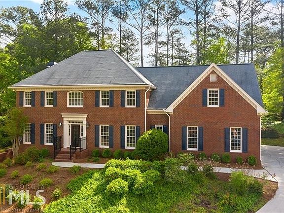2nd image of 3335 Arbor Woods Dr