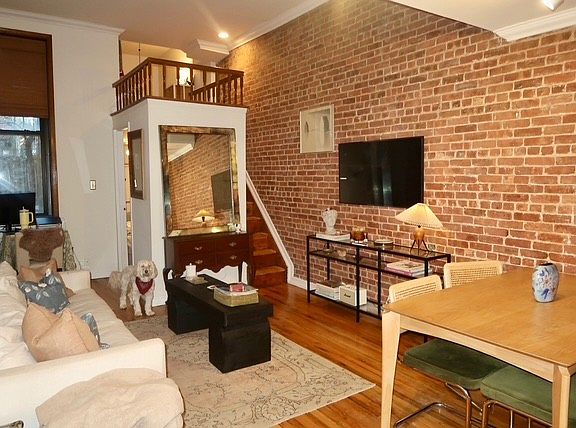 4th image of 126 W 82nd St APT 4