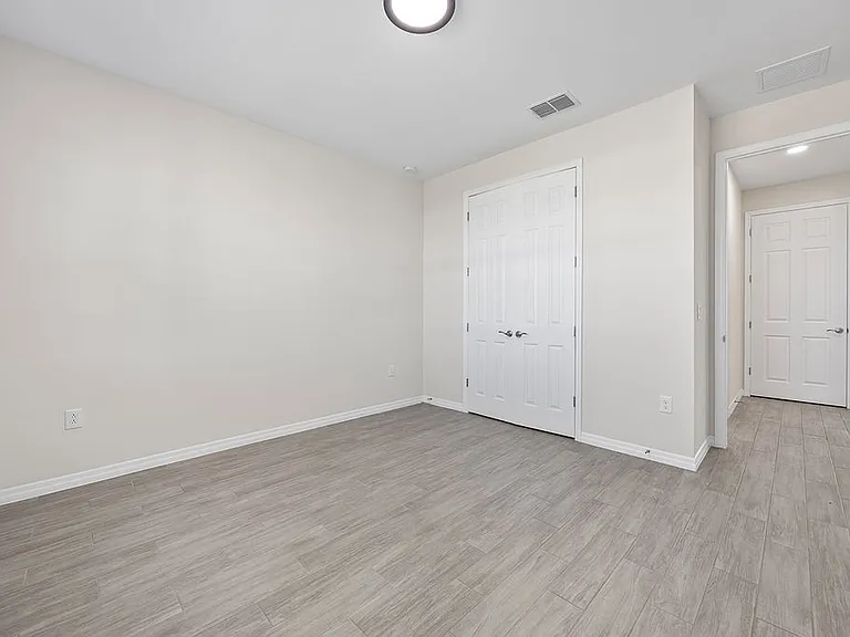 133 SW 37th Ave — Photo 7