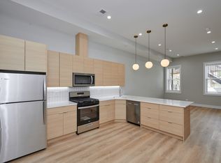 2156 W 21st St #3, Chicago, IL 60608