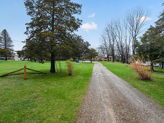 2nd image of 11583 Patch Rd