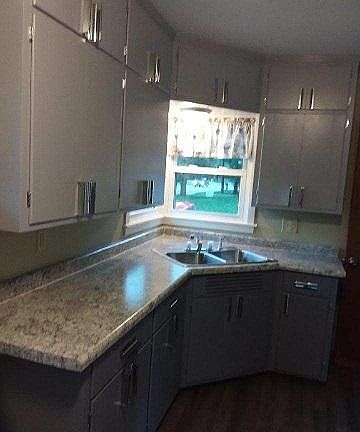 4th image of 802 S Virginia Ave