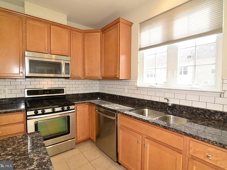 25496 Schooley Mill Ter — Photo 4
