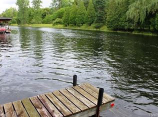 9160 McGregor Rd, Pinckney, MI 48169