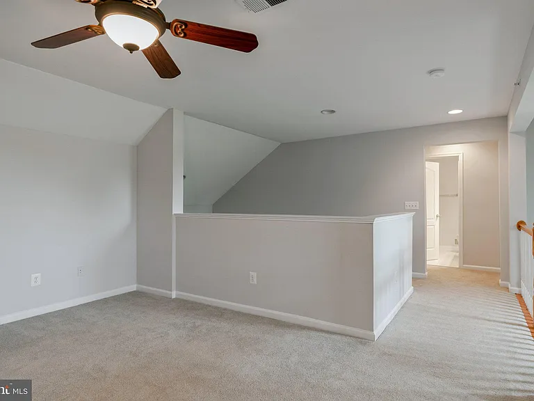 13960 Greendale Dr — Photo 24