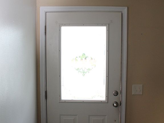 3rd image of 510 Sweetwater Dr