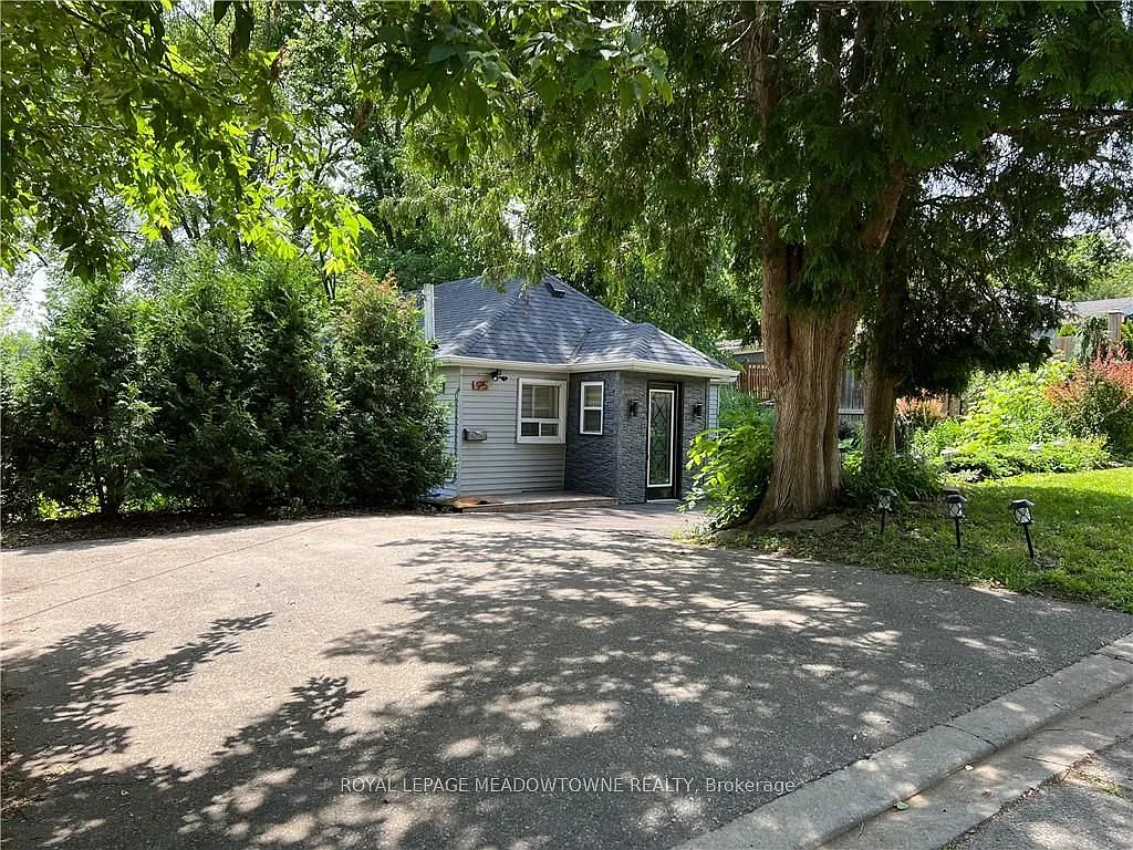 2 bed, $3,000 — Photo 1