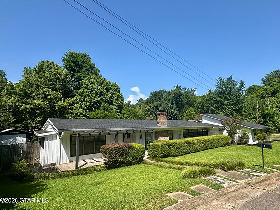 2nd image of 213 White Dr