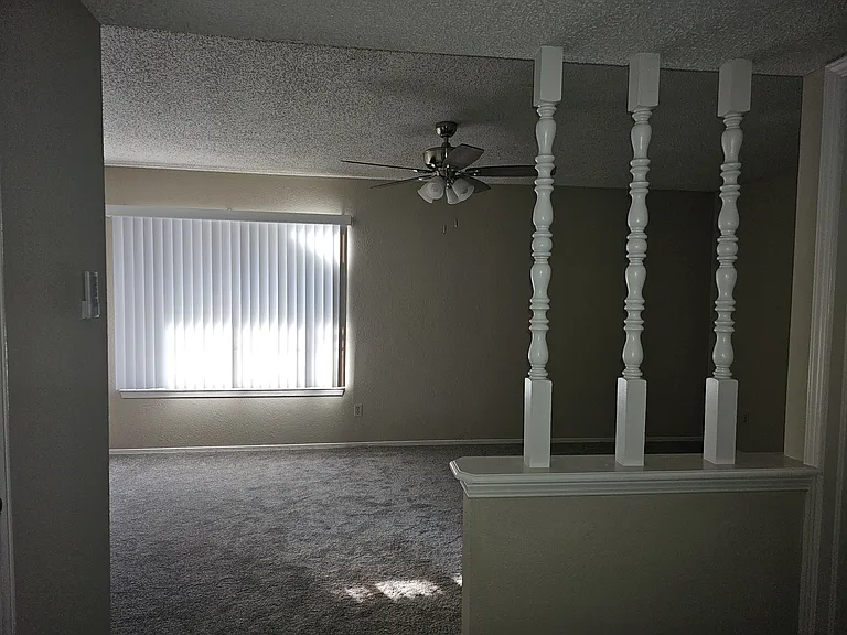 11265 Ivanhoe Dr — Photo 10