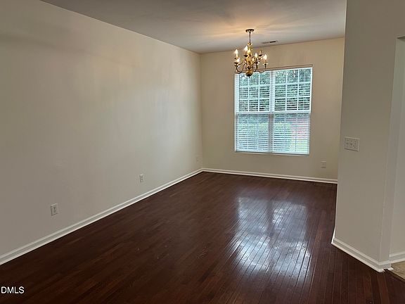 5th image of 522 Writers Way