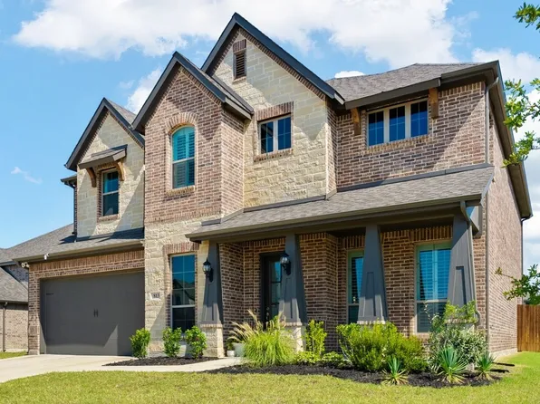 813 Deleon Dr, Midlothian, TX 76065