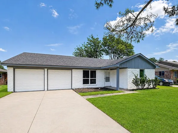 12614 Hunting Brook Dr, Houston, TX 77099