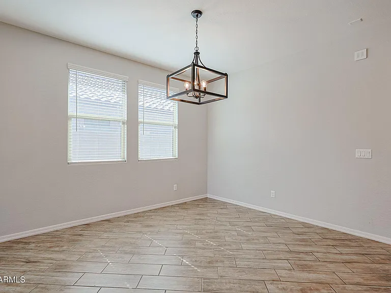 15269 W Pierce St — Photo 8