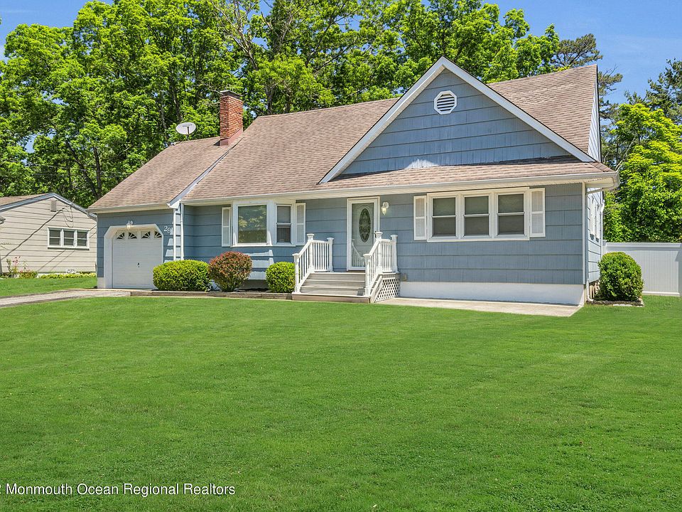 29 Camelot Drive, Toms River, NJ 08755 Zillow