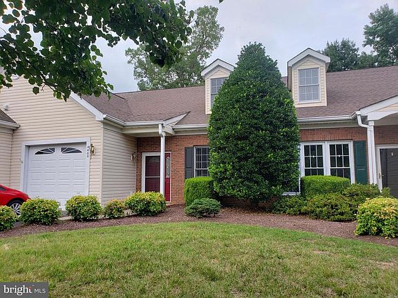 3rd image of 4405 Turnberry Dr