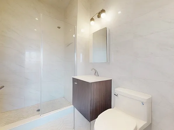 56 North Ninth Street image 11 of 15